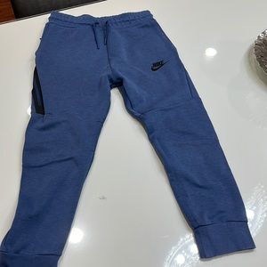 Nike Tech Sweatpants (Kids).